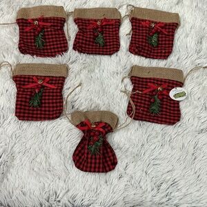 Collections Etc burlap holiday gift bags with bow bell berry & tree